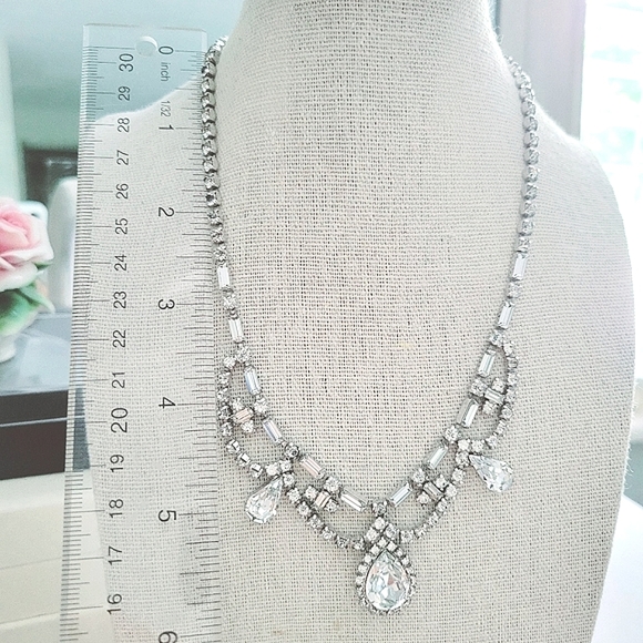VINTAGE Leo Glass rhinestone necklace - Picture 5 of 6
